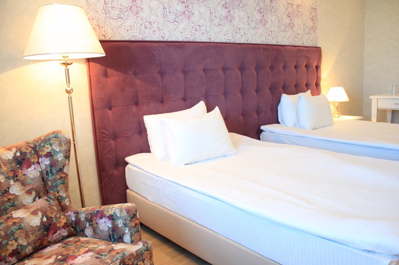 Akbulak Hotel Астана Экстерьер фото