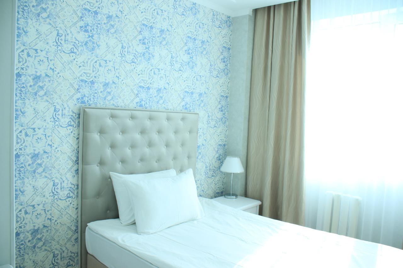 Akbulak Hotel Астана Экстерьер фото