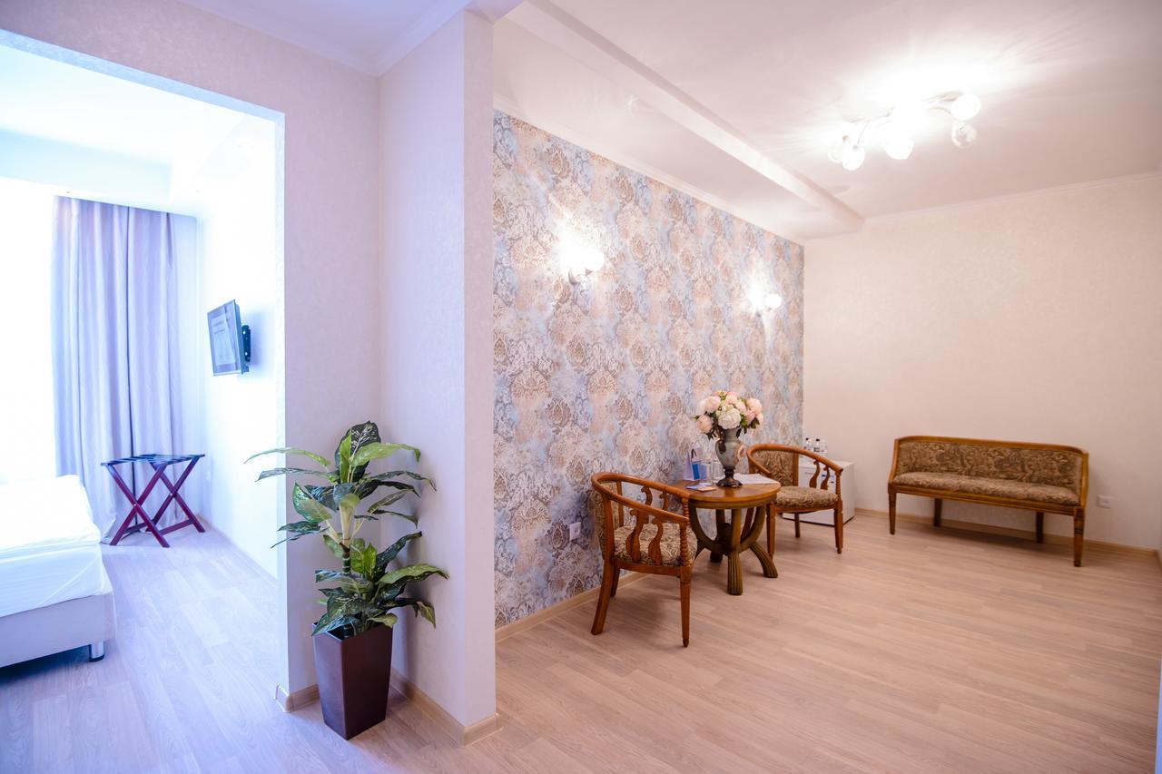 Akbulak Hotel Астана Экстерьер фото